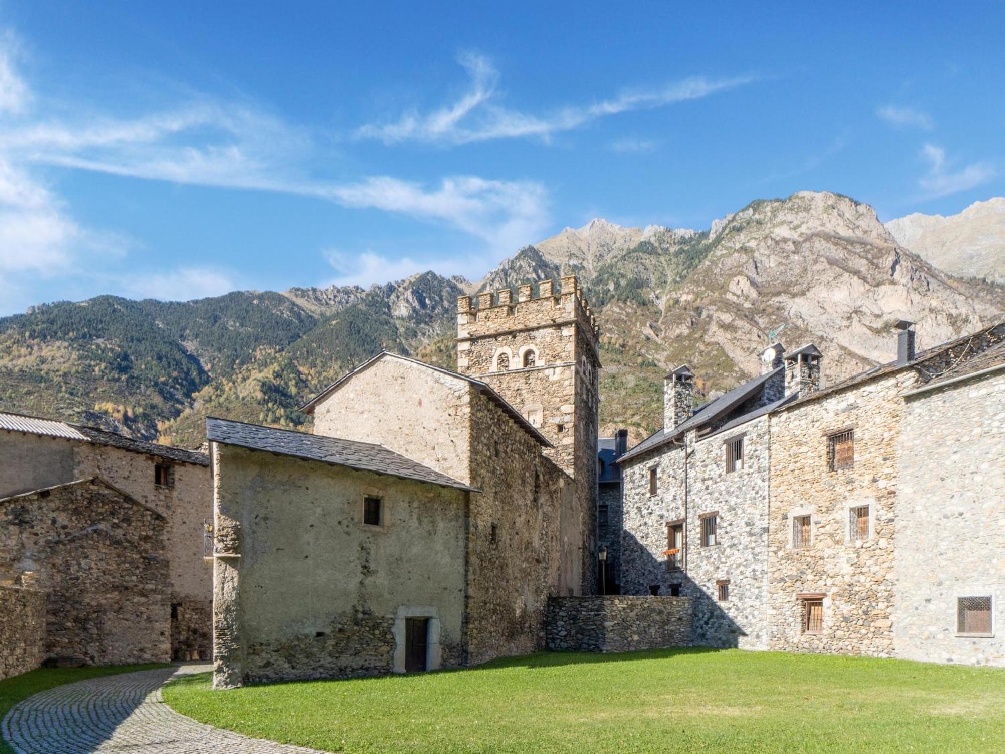 Ferienwohnung Natusliving Benasque E Exterior foto